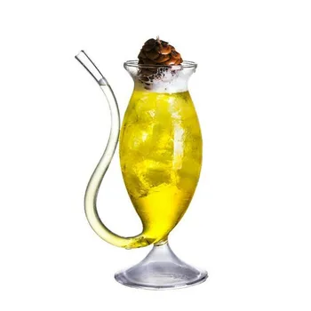 Edinstven in eleganten cocktail kozarec Viskija Stekla, Toplotno Odporno Steklo Sesanju Soka, Mleka, Skodelico Čaja Transparentno steklo s podstavkom 521